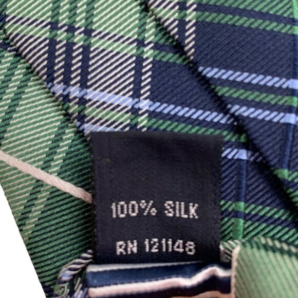 Nautica 100% Silk Plaid/Tartan Tie - Picture 5 of 5